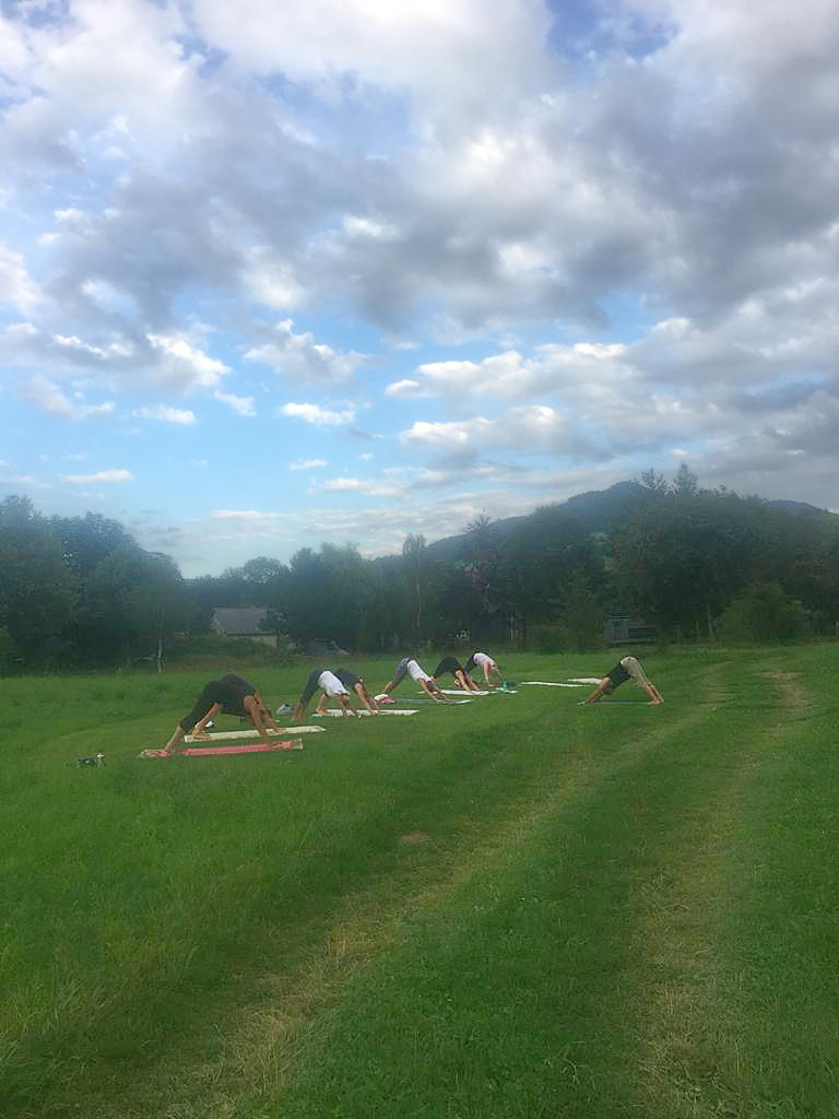 yoga im freien