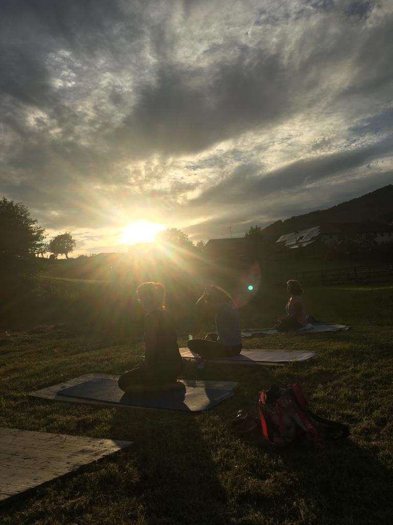 yoga im freien